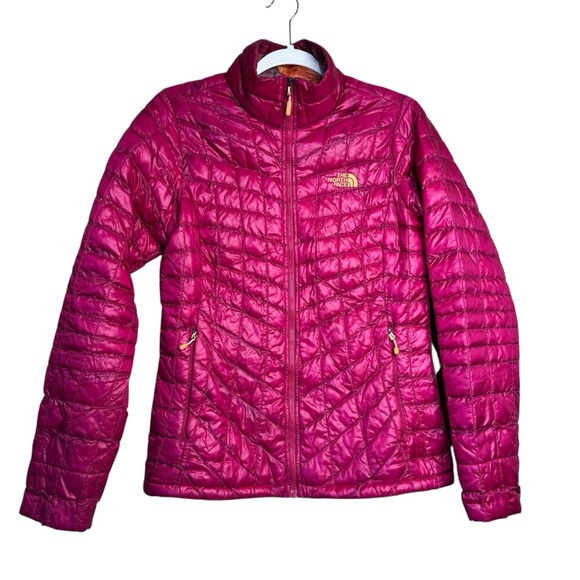 The North Face Womens Quilted Thermoball Primaloft Geo Dye Print size S